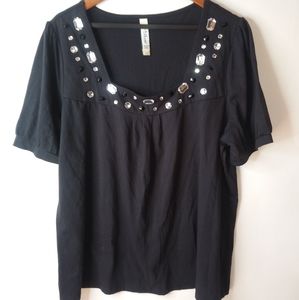 LA Blues 22/24 Shprt Sleeved Rhinestone Embellished Top Plus